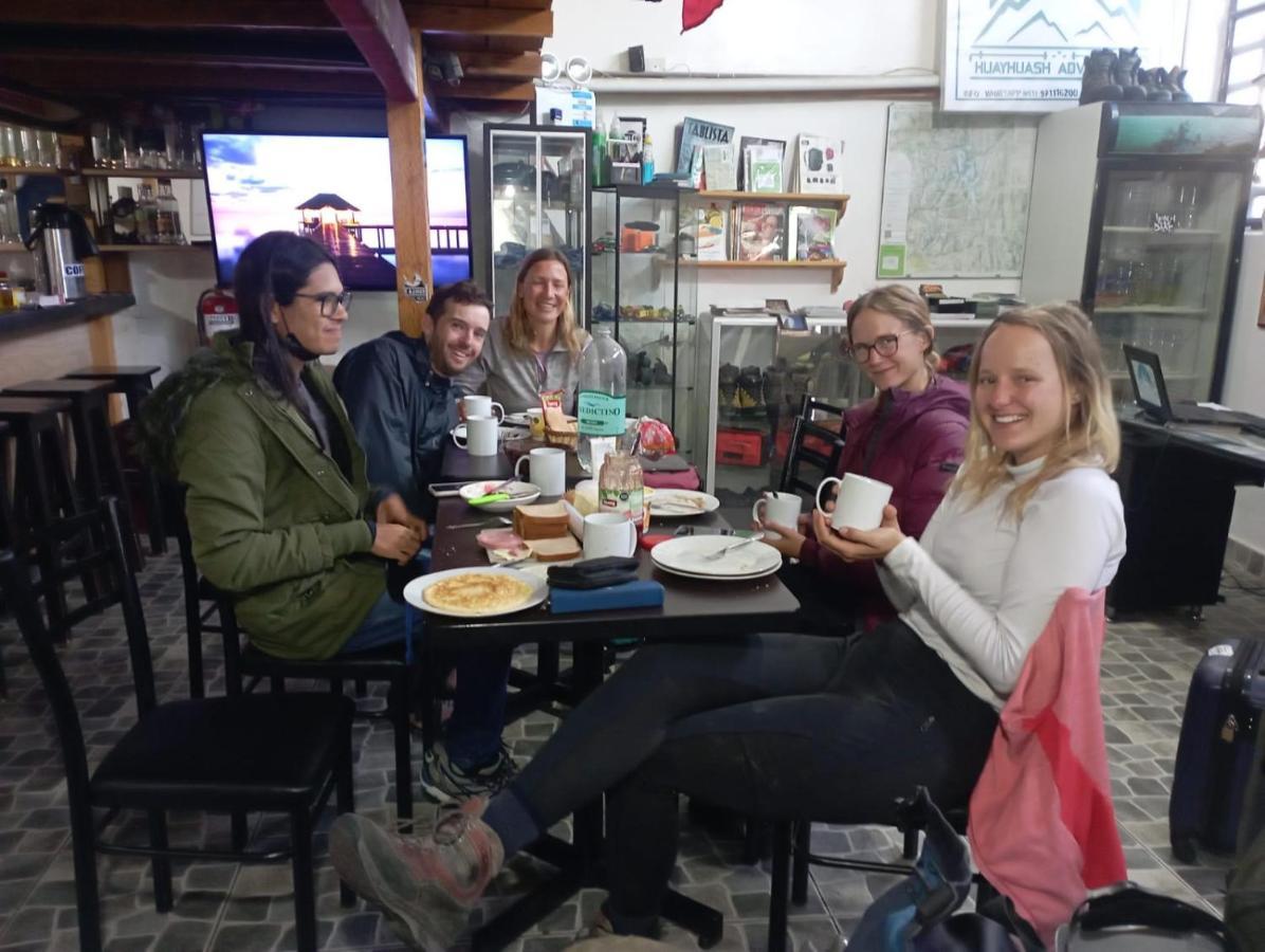 Andes Hostel ワラス エクステリア 写真