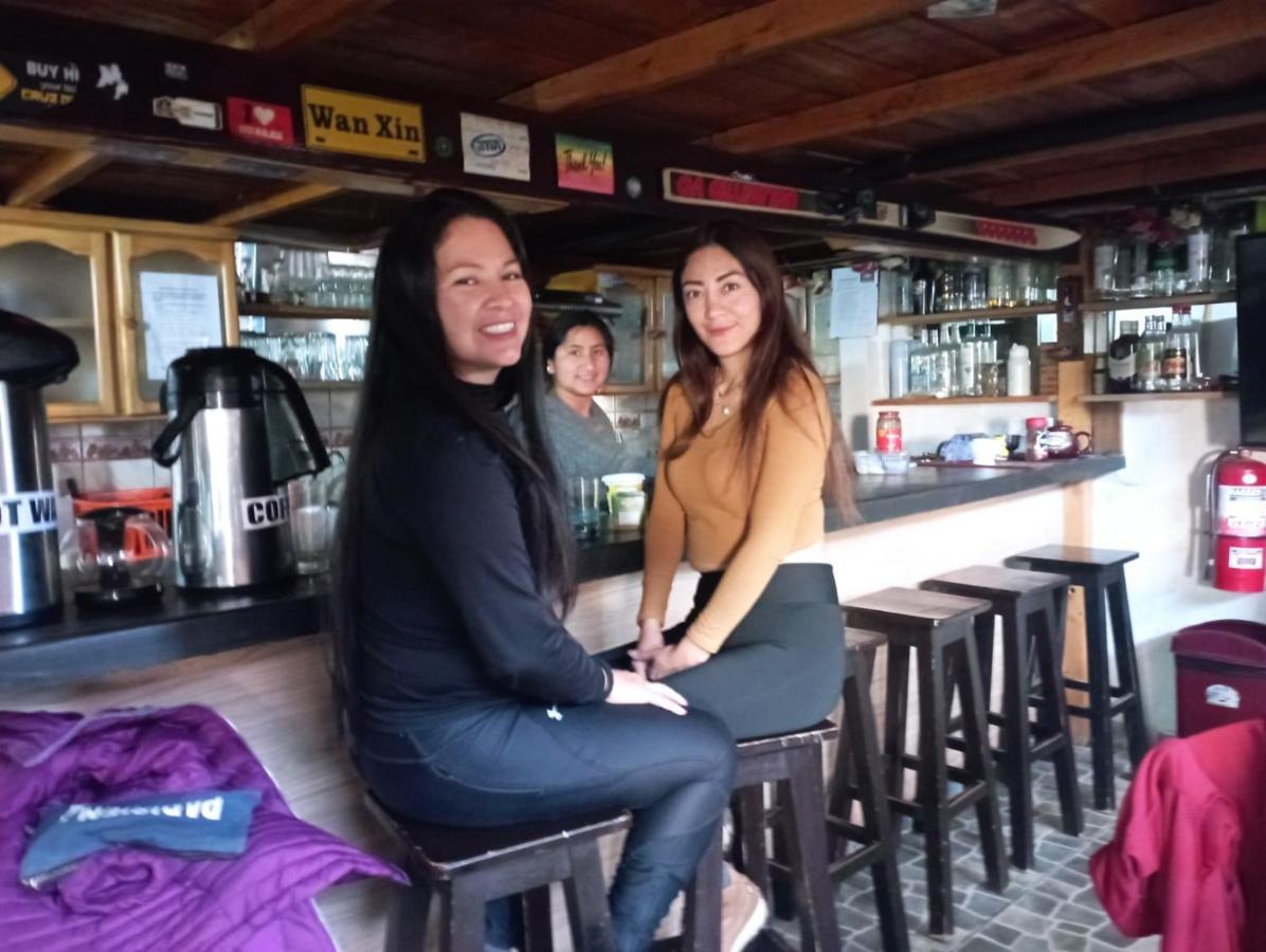 Andes Hostel ワラス エクステリア 写真
