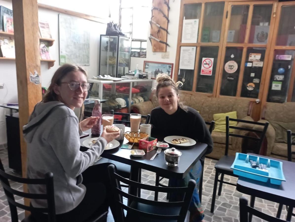 Andes Hostel ワラス エクステリア 写真