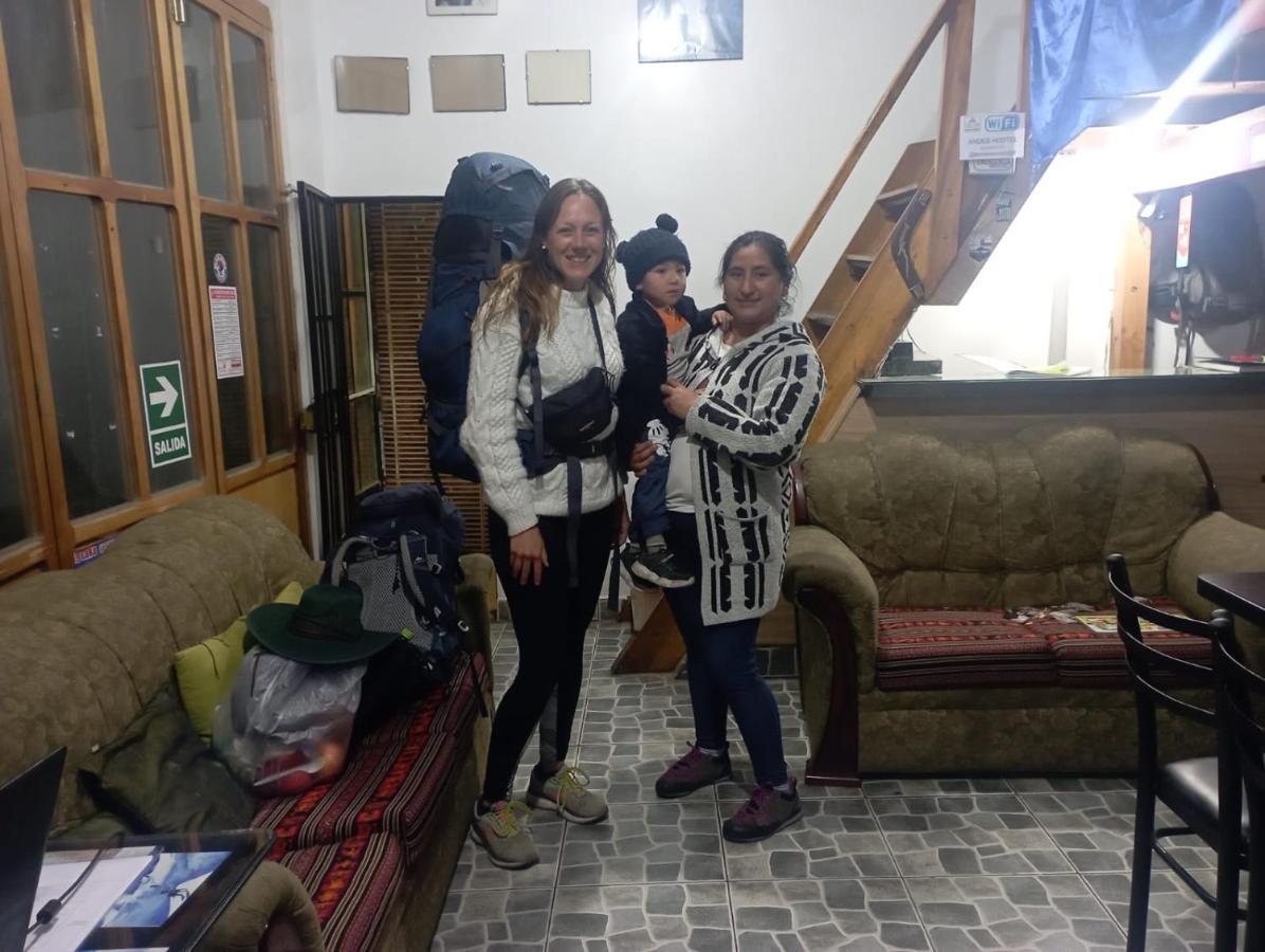 Andes Hostel ワラス エクステリア 写真