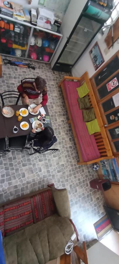 Andes Hostel ワラス エクステリア 写真