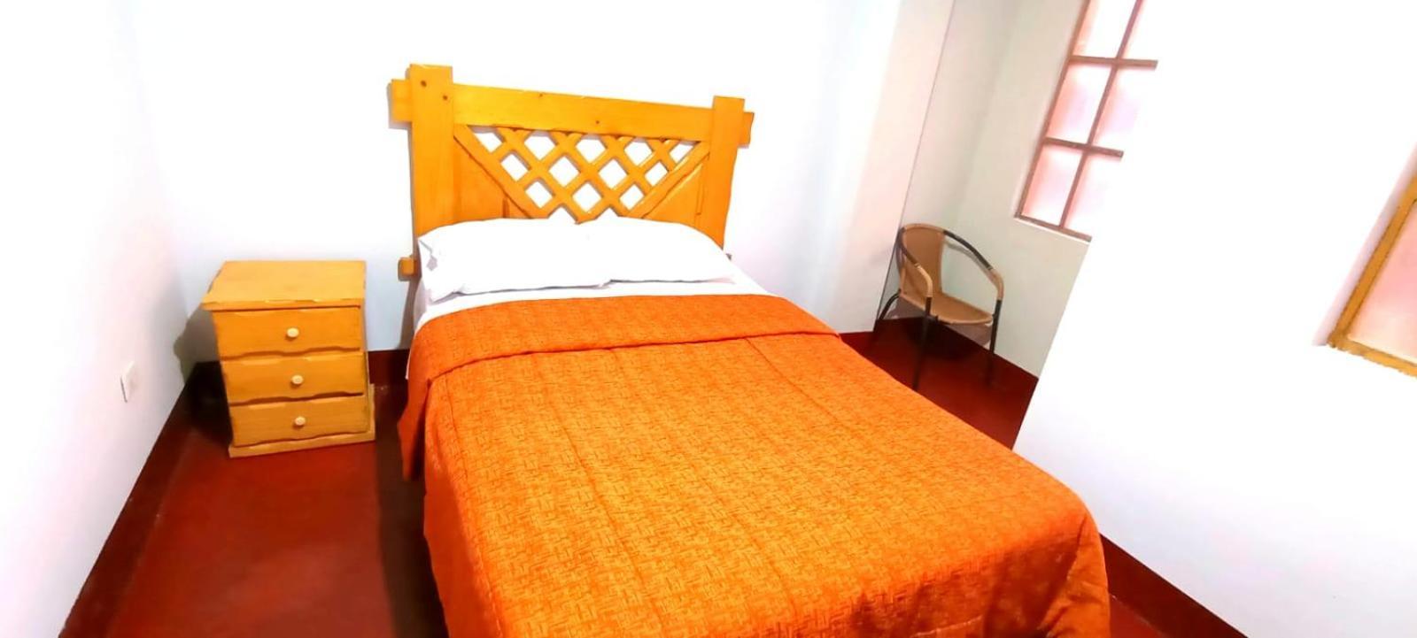 Andes Hostel ワラス エクステリア 写真